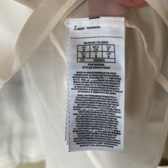 Sheer Marciano butterfly blouse - Picture 5 of 5